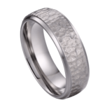 Groovy - Anello da uomo in titanio - Argento 7mm