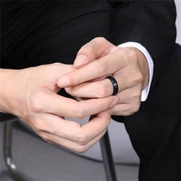 Anello da uomo in tungsteno - nero con blu