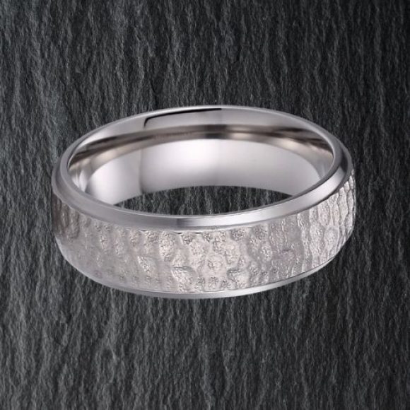 Anello in titanio argento per uomo