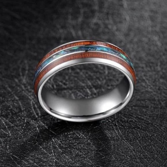 Anello da uomo in argento con legno naturale e conchiglia di abalone