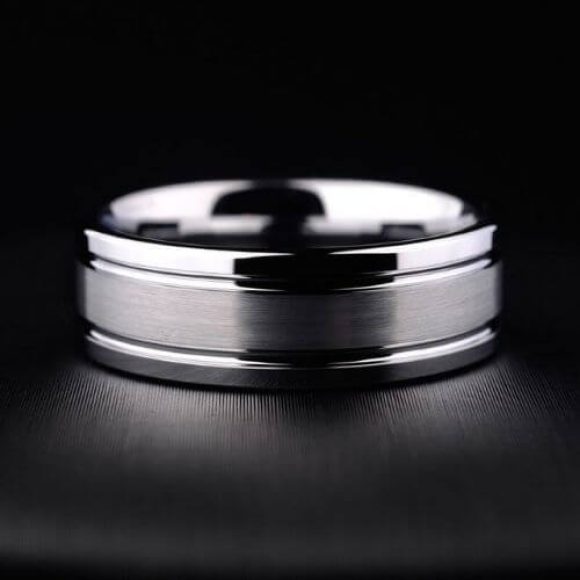 Anello da uomo in argento tungsteno stile moderno design tradizionale spazzolato